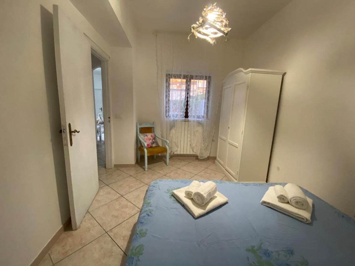 Lulu Marin Casa Vacanze Praia A Mare Exterior foto